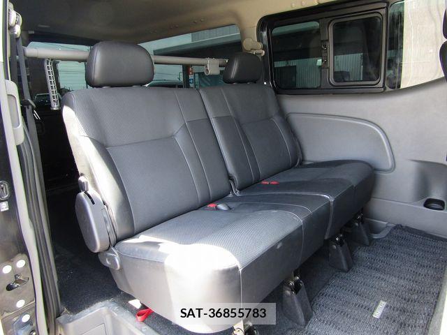 Nissan NV350 Caravan 2021-02 8355283-11
