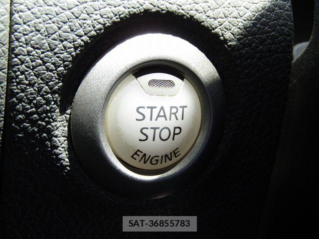 Nissan NV350 Caravan 2021-02 8355283-20
