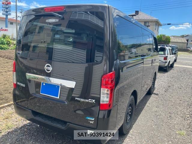Nissan NV350 Caravan 2014-09 8367932-3