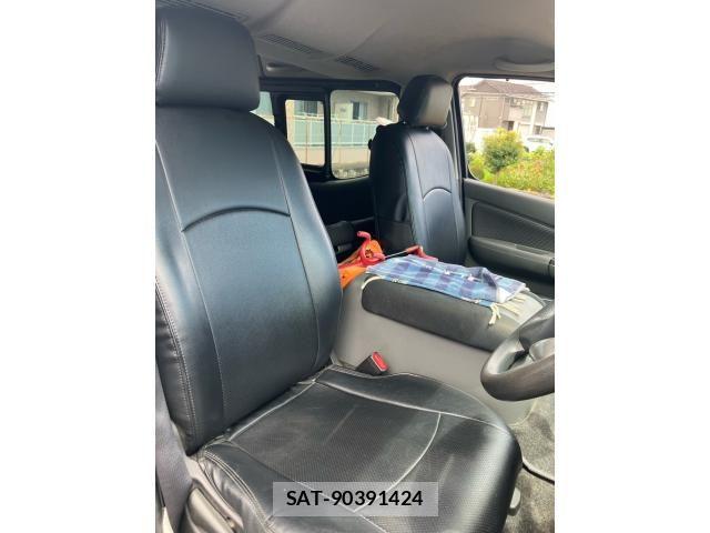 Nissan NV350 Caravan 2014-09 8367932-8