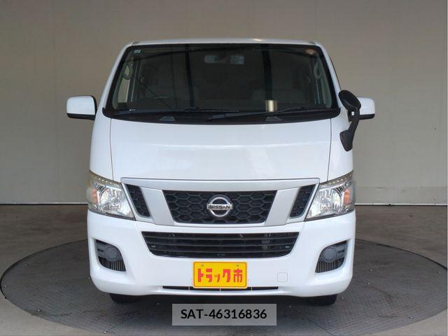 Nissan NV350 Caravan 2017-12 8414151-16