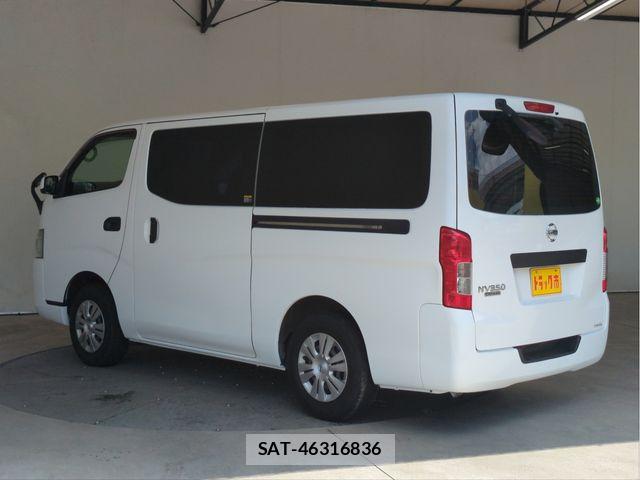 Nissan NV350 Caravan 2017-12 8414151-20
