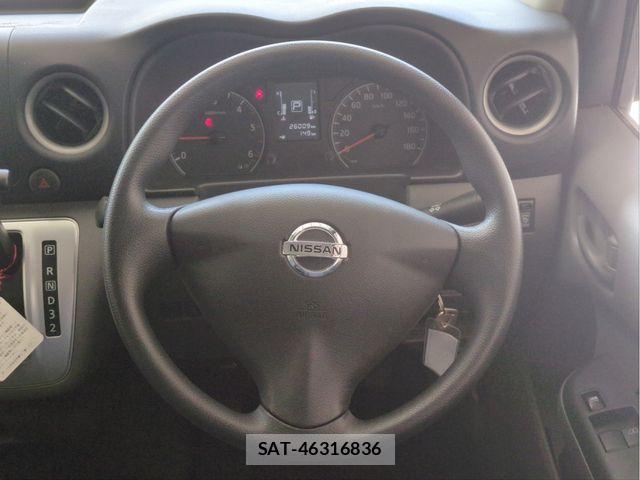 Nissan NV350 Caravan 2017-12 8414151-8