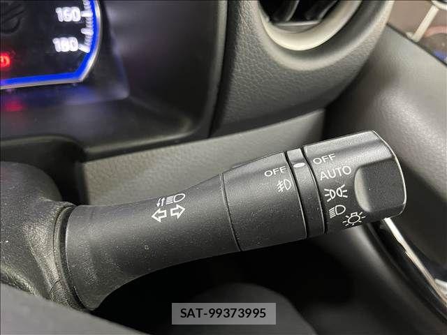 Nissan NV350 Caravan 2020-09 8526413-15