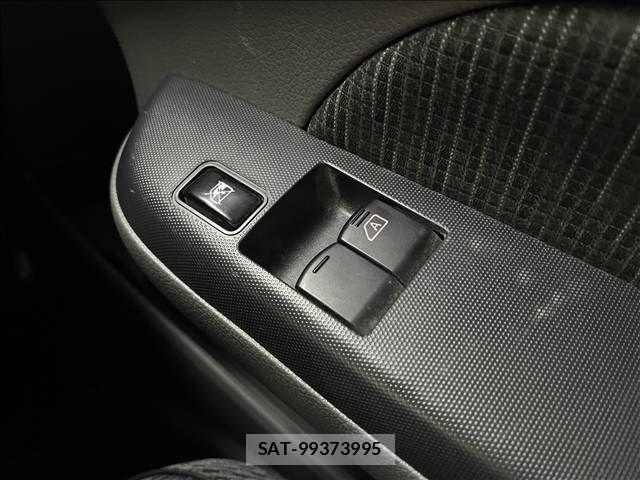Nissan NV350 Caravan 2020-09 8526413-17