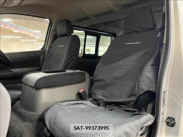 Nissan NV350 Caravan 2020-09 8526413-27