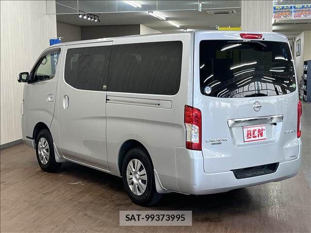 Nissan NV350 Caravan 2020-09 8526413-6