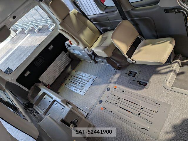 Nissan NV350 Caravan 2020-03 8526423-15