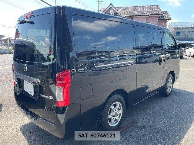 Nissan NV350 Caravan 2017-04 8563073-20