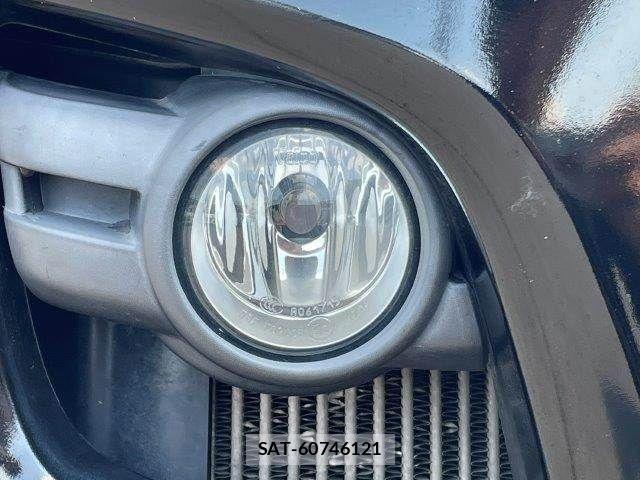Nissan NV350 Caravan 2017-04 8563073-27