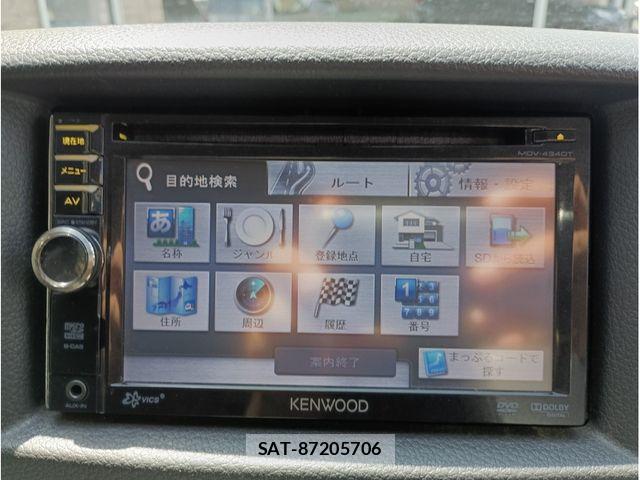 Nissan NV350 Caravan 2012-10 8563074-11