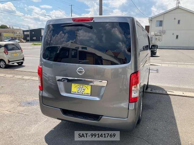 Nissan NV350 Caravan 2020-06 8628230-12