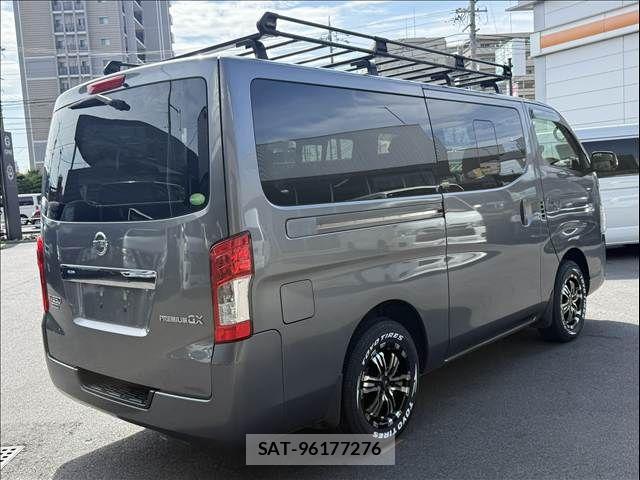 Nissan NV350 Caravan 2017-06 8628228-14