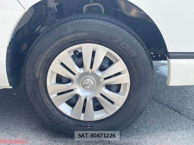 Nissan NV350 Caravan 2021-07 8628231-15