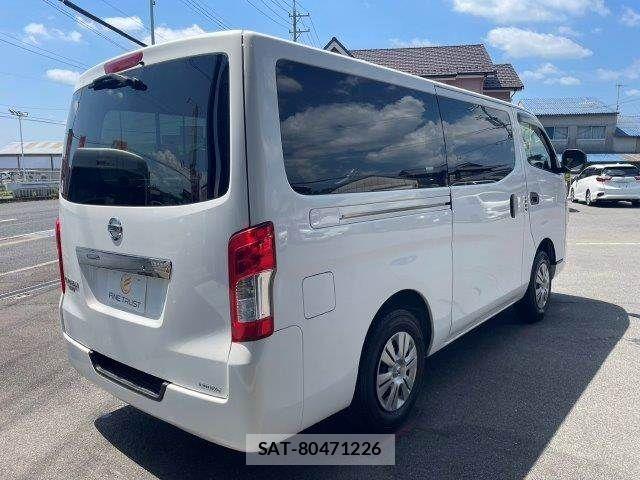 Nissan NV350 Caravan 2021-07 8628231-19
