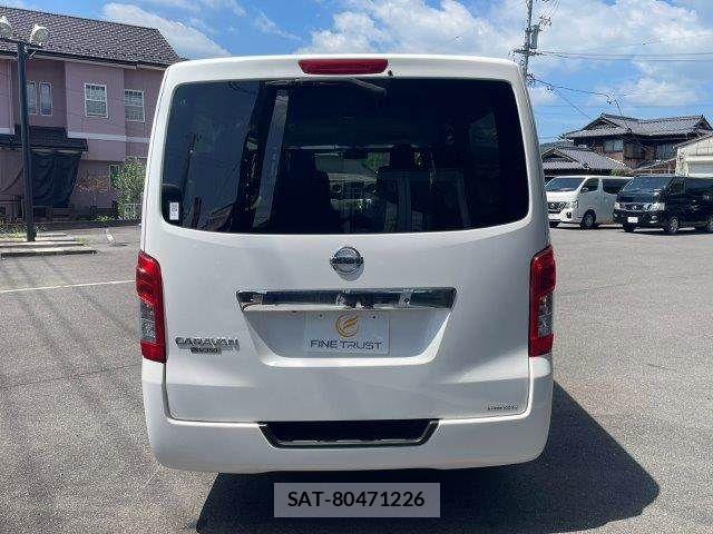Nissan NV350 Caravan 2021-07 8628231-20