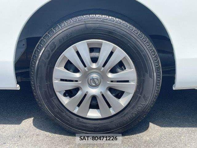 Nissan NV350 Caravan 2021-07 8628231-28