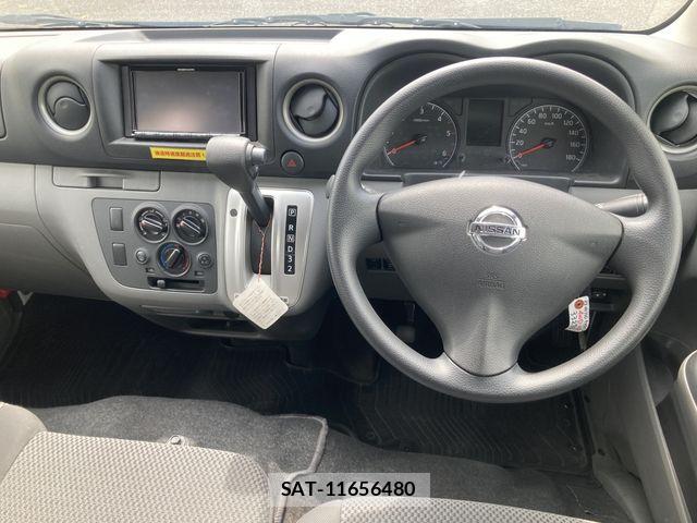 Nissan NV350 Caravan 2020-05 8628229-5