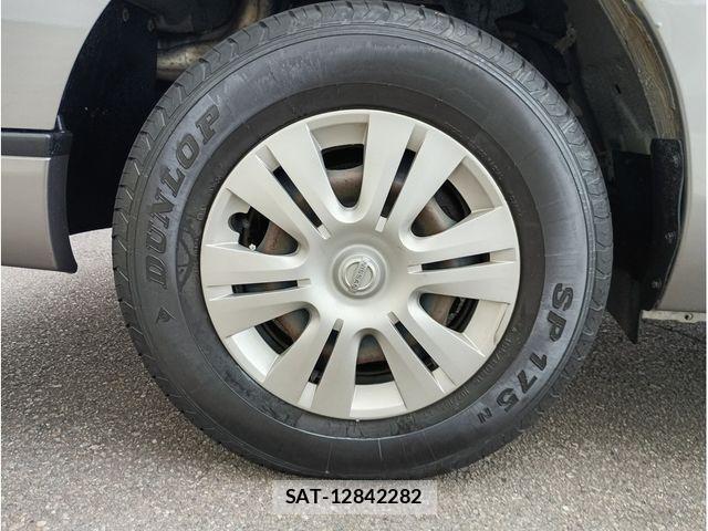 Nissan NV350 Caravan 2016-06 8660841-25