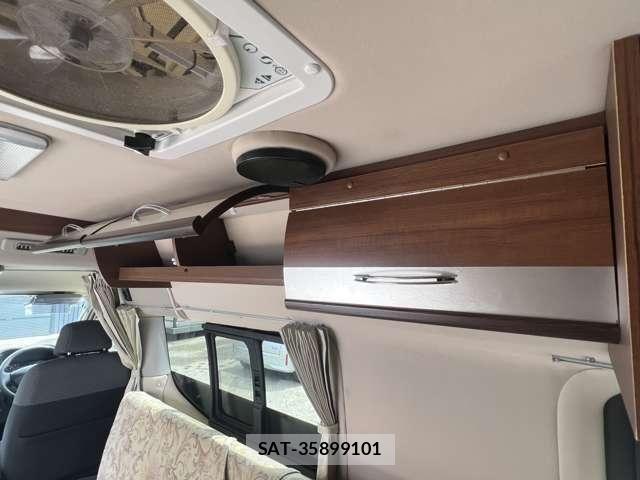 Nissan NV350 Caravan 2014-12 8660840-15