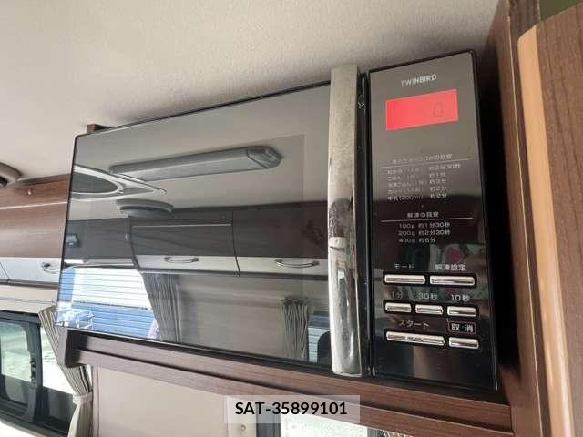 Nissan NV350 Caravan 2014-12 8660840-16