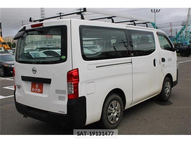 Nissan NV350 Caravan 2020-08 8666697-10