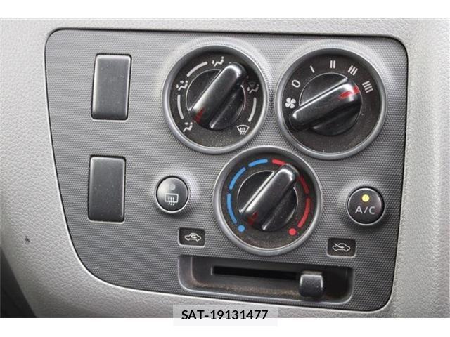 Nissan NV350 Caravan 2020-08 8666697-1