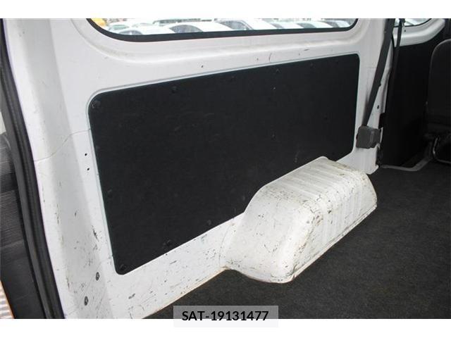 Nissan NV350 Caravan 2020-08 8666697-21