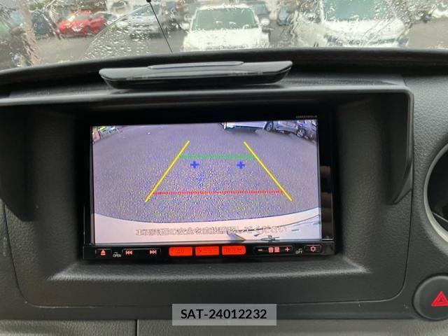Nissan NV350 Caravan 2017-01 8660843-15