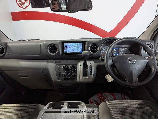 Nissan NV350 Caravan 2020-03 8660842-18