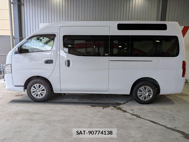 Nissan NV350 Caravan 2020-03 8660842-5