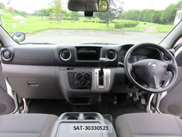 Nissan NV350 Caravan 2014-09 8660844-8
