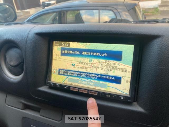 Nissan NV350 Caravan 2012-10 8686227-16