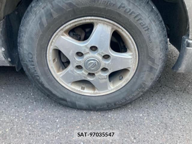 Nissan NV350 Caravan 2012-10 8686227-19