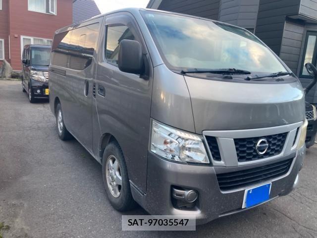 Nissan NV350 Caravan 2012-10 8686227-2