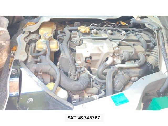 Nissan NV350 Caravan 2013-02 8744993-18