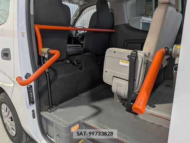 Nissan NV350 Caravan 2020-03 8744991-13