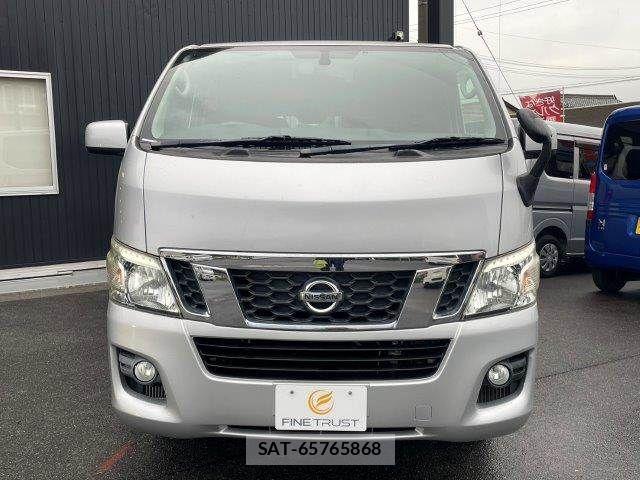 Nissan NV350 Caravan 2013-05 8744992-14