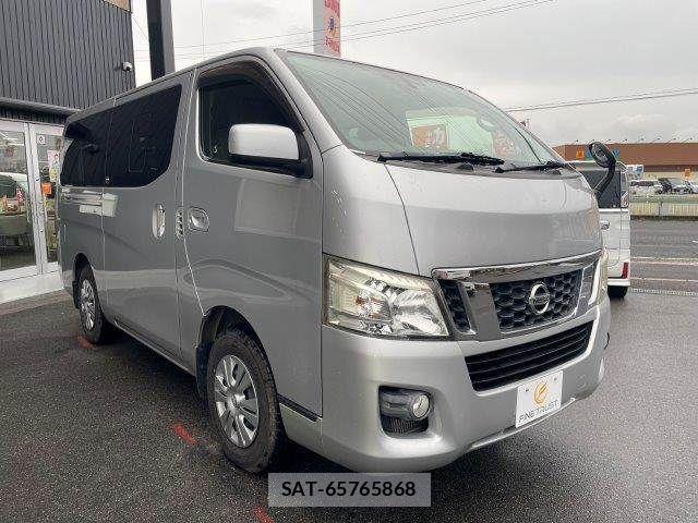 Nissan NV350 Caravan 2013-05 8744992-15