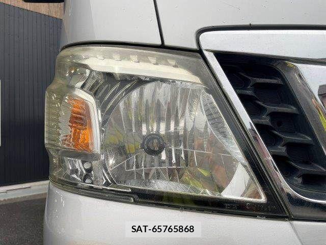 Nissan NV350 Caravan 2013-05 8744992-21
