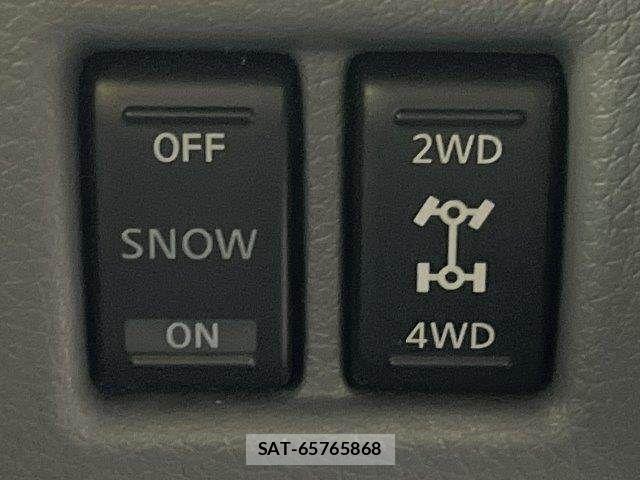 Nissan NV350 Caravan 2013-05 8744992-5