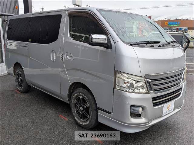 Nissan NV350 Caravan 2012-09 8783070-15