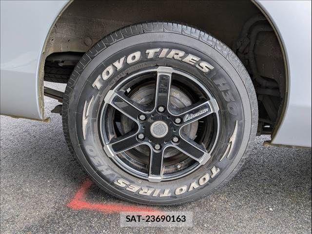 Nissan NV350 Caravan 2012-09 8783070-27