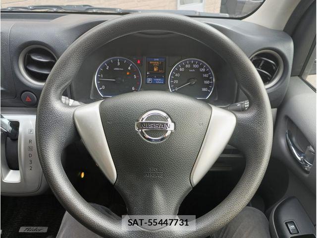 Nissan NV350 Caravan 2013-03 8797022-7