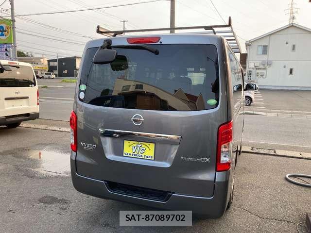 Nissan NV350 Caravan 2019-05 8849245-13