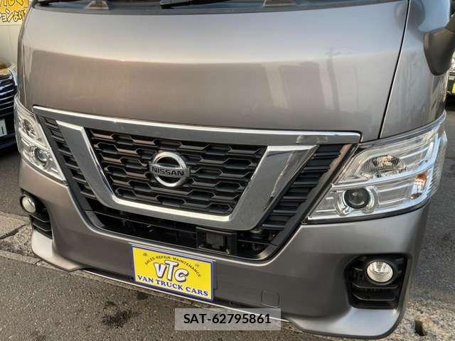 Nissan NV350 Caravan 2019-05 8871763-4