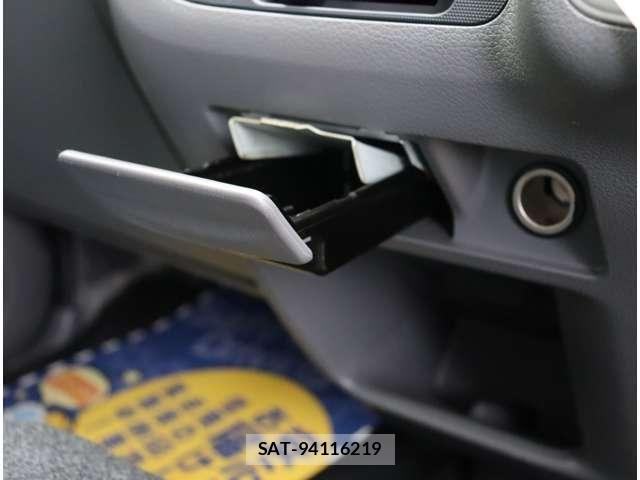 Nissan NV350 Caravan 2020-12 8881381-8