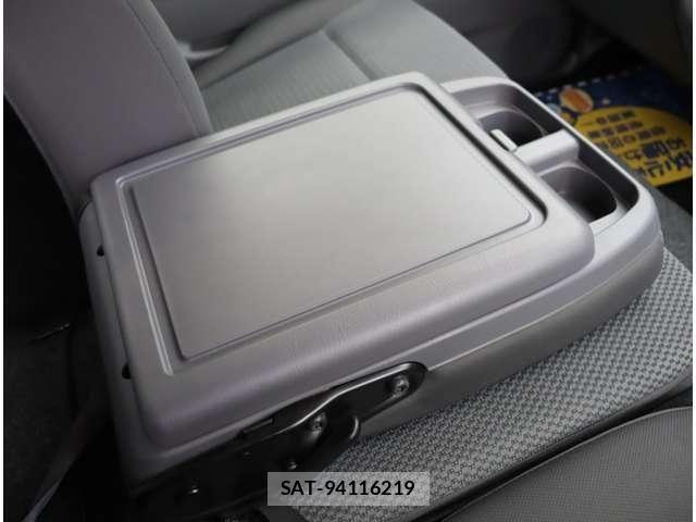 Nissan NV350 Caravan 2020-12 8881381-9