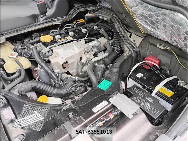 Nissan NV350 Caravan 2013-07 8881385-19