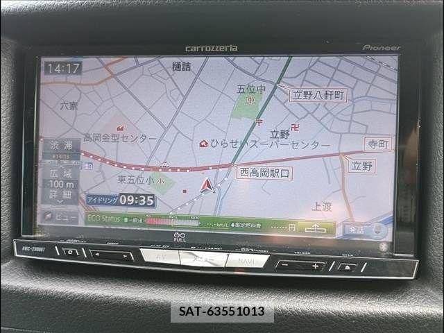 Nissan NV350 Caravan 2013-07 8881385-5